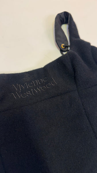 UPCYCLED - VIVIENNE WESTWOOD BLACK & WHITE SET & BERET